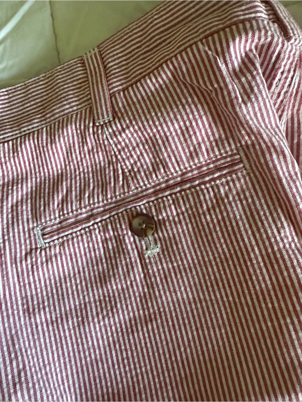 IZOD Men’s Red & White Pinstripe Seersucker Shorts Size 36W